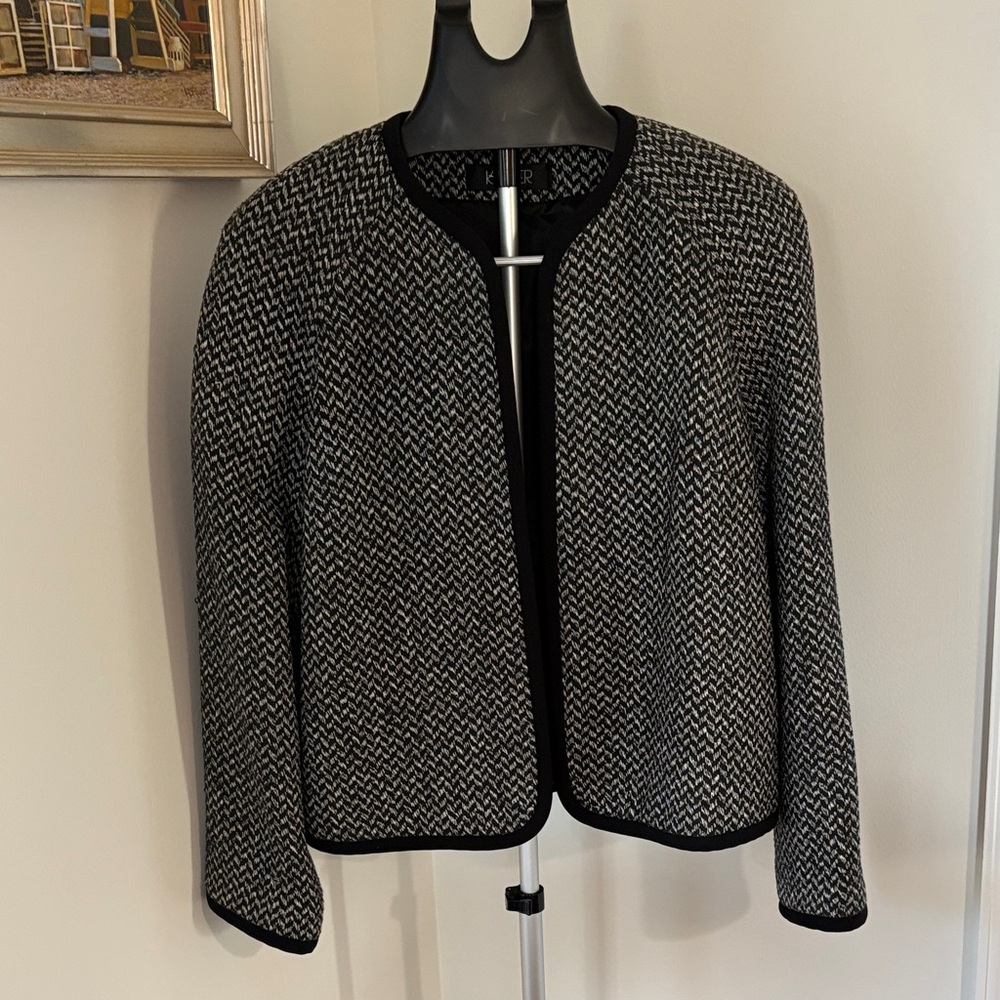 Kasper Black and White Herringbone Blazer Size 12 Old Money Chic Classic Capsule
